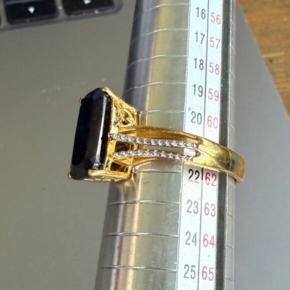 Rectangular Black Stone Gold Plated Sterling Silver Size 10 - Picture 6 of 6